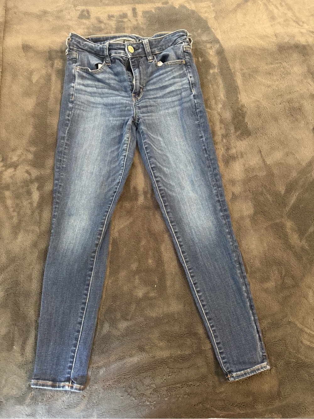 American Eagle size 6 SHORT